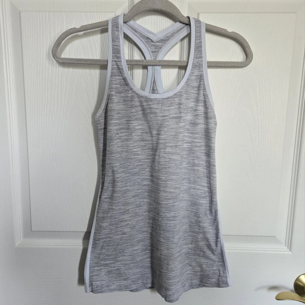 Lululemon Cool Racerback Tank Gray Whitw Fitness Workout Athletic Exercise